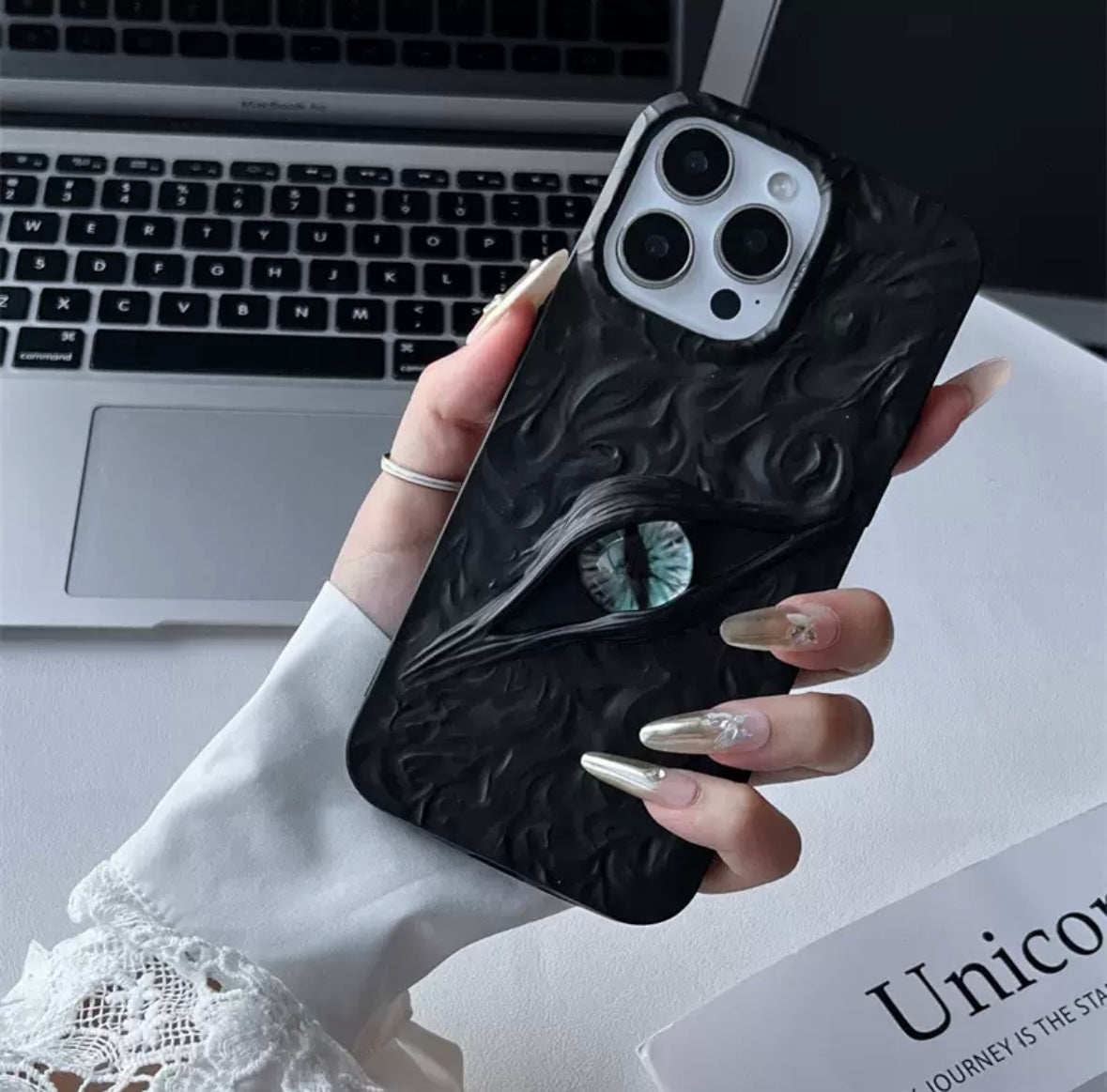Dragon Eye Devil Mystical Shining ShineFlow Phone Case